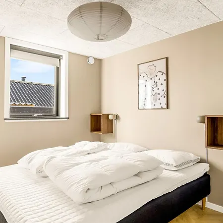 Ferienhaus Sighrik - 25m From The Sea By Interhome