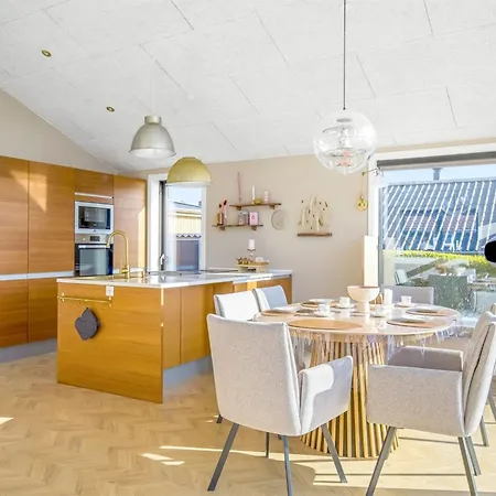Sighrik - 25m From The Sea By Interhome *