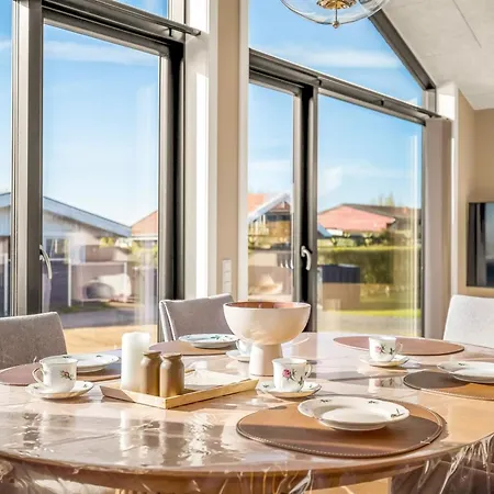 Sighrik - 25m From The Sea By Interhome *